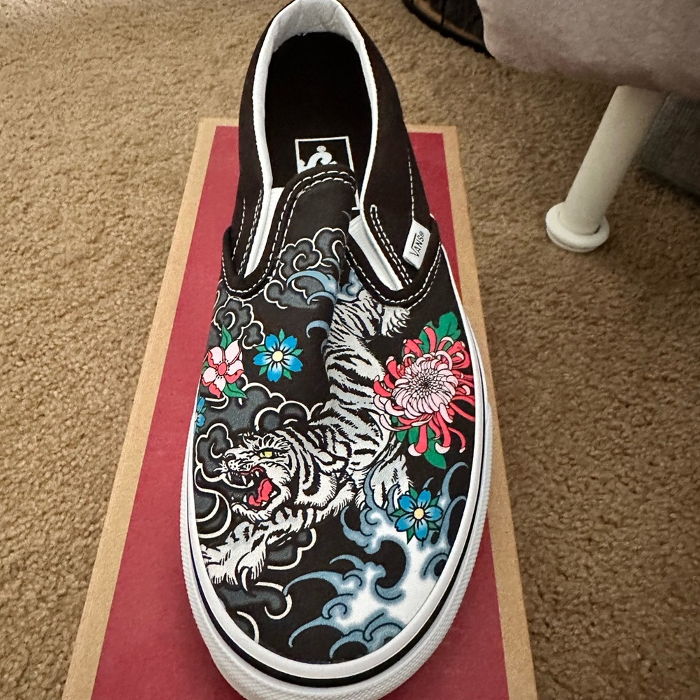 Vans Slip-On Sneakers with Tiger and Floral Design